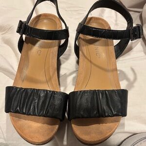 Vionic Aileen Wedge Black Women's Sandals Size 8